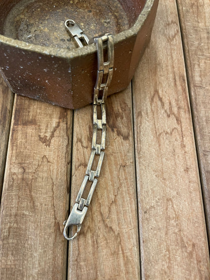 アンティークシルバーブレスレット  UK / Antique Silver Bracelet UK