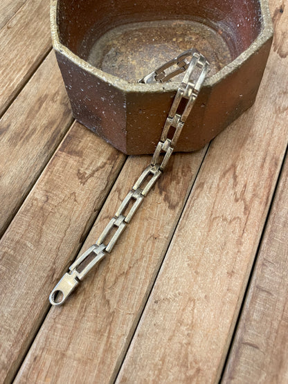 アンティークシルバーブレスレット  UK / Antique Silver Bracelet UK